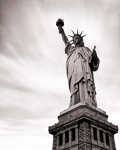 Travis Lovell - Photographer