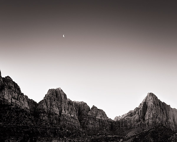 Travis Lovell - Photographer